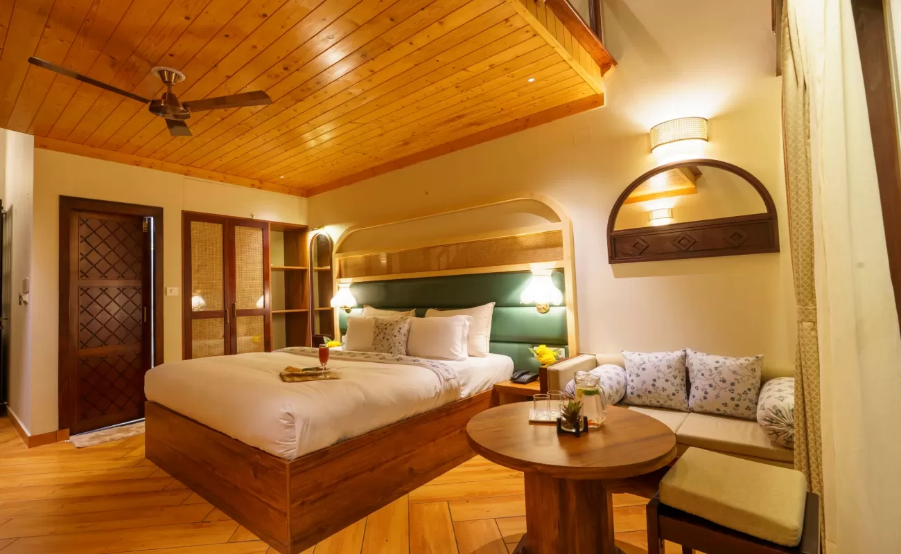 Cedarwood Duplex Suite